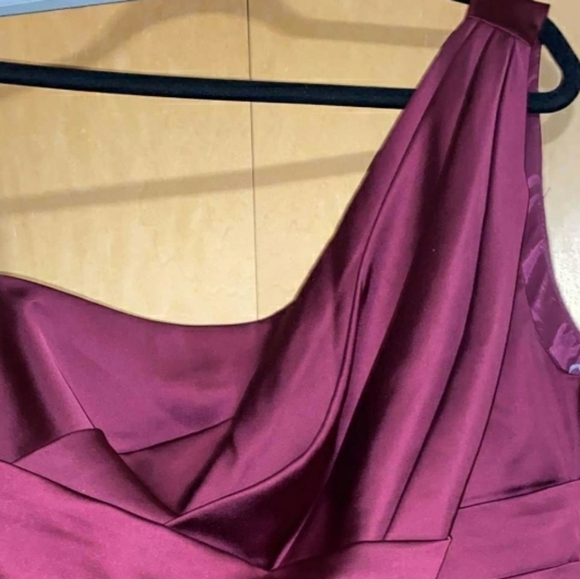 David's  Bridal One Shoulder Short Dress - Picture 6 of 11